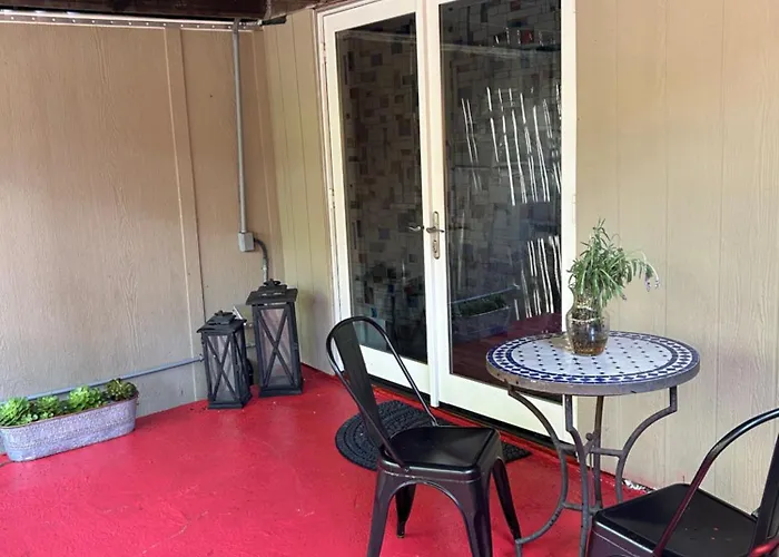 Private Oakland Hills Guest Apartment
