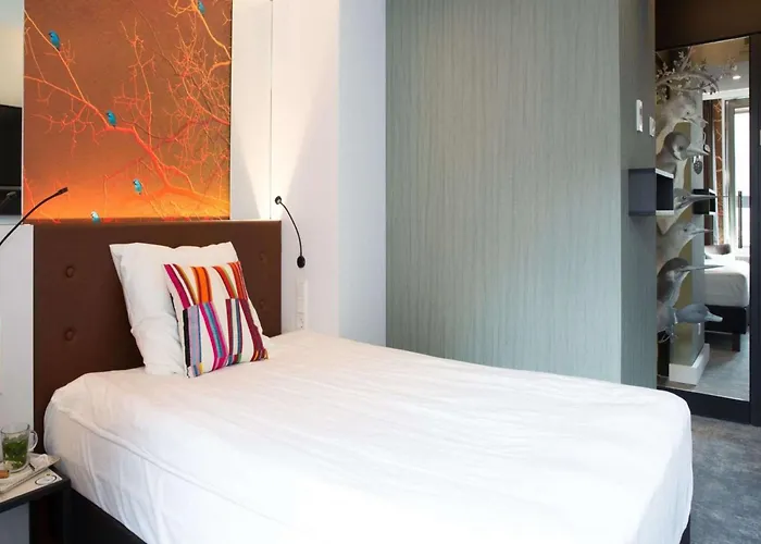 Golden Tulip Hotel Central