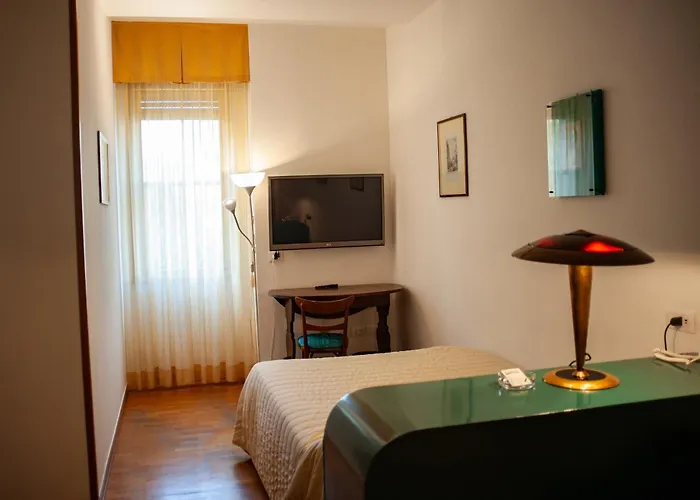 Hotel Napoleon Rimini - City & Station