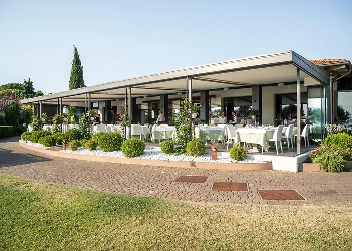 Splendido Bay Luxury Spa Resort