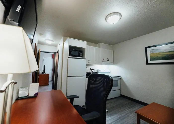 Super 8 By Wyndham Grande Prairie