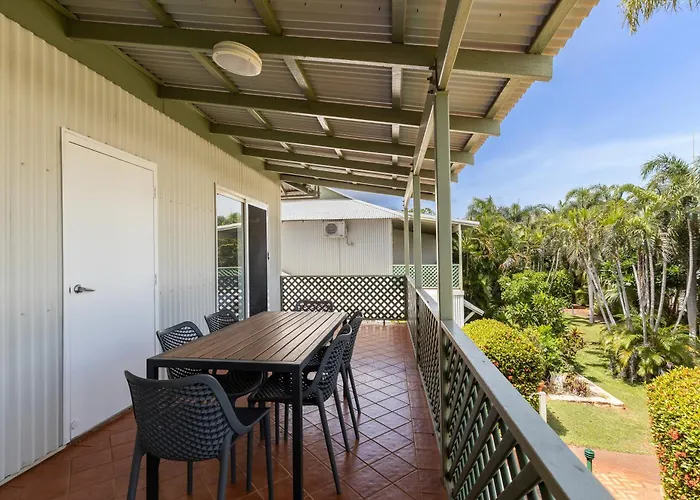 Cable Beachside Villas