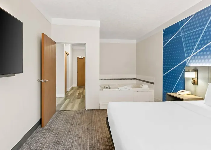 Comfort Suites Clackamas