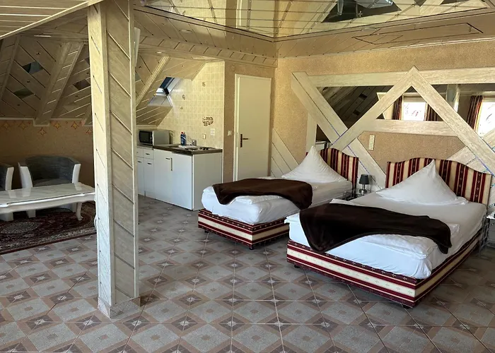Central Hotel