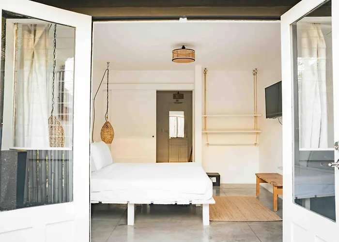 La Negra Surf Hotel