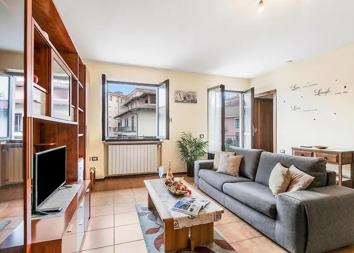 Sunset In Baveno: 1 Bed With Balcony - Happy Rentals