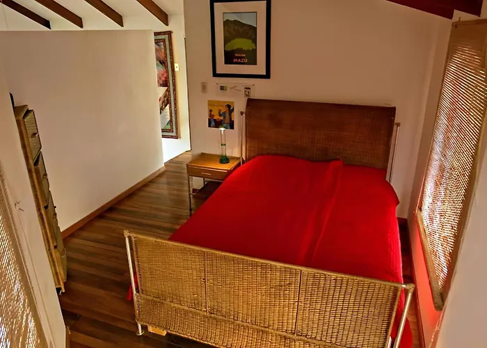 Orosi Lodge