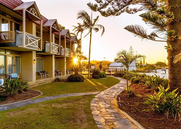 Comfort Resort Waters Edge