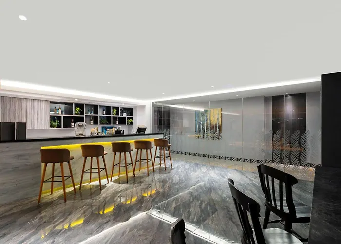 Grand Swiss-Belhotel Darmo