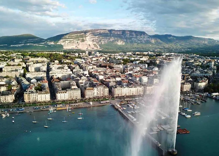 Luxury Apartment In Central Geneva