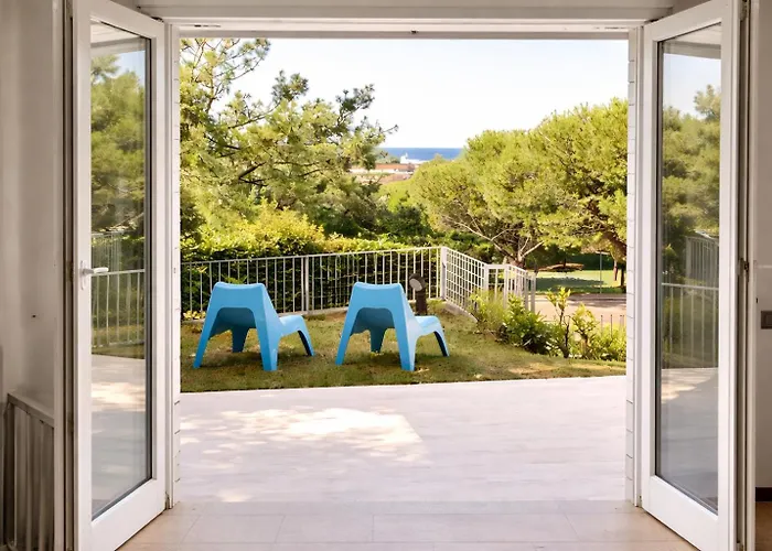 Villetta Panoramica Con Giardino A Riccione