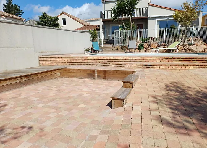 Grande Villa Neuve Avec Piscine Pres Mer Et Sete