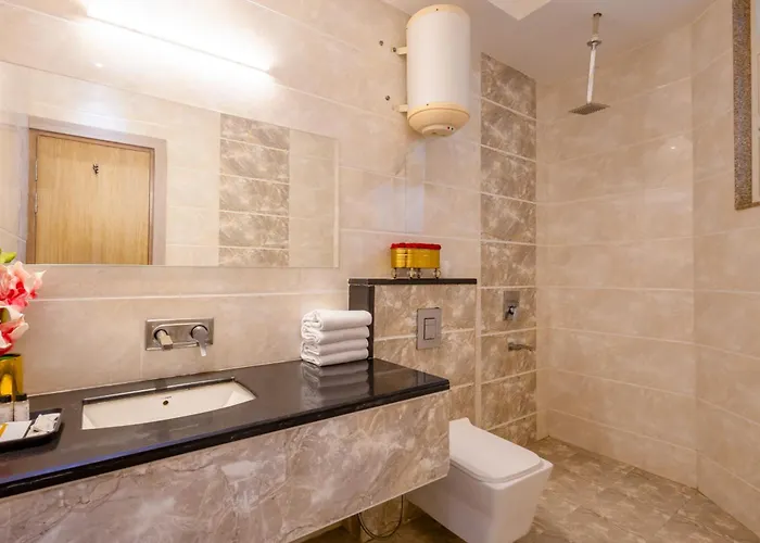 Hotel Transit International- Aerocity Delhi Airport