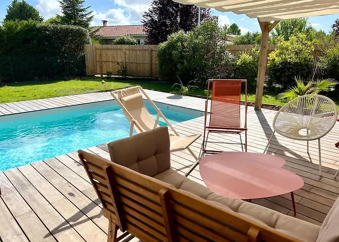 Villa Renovee Au Calme, Piscine Chauffee Et Jardin - Bisca