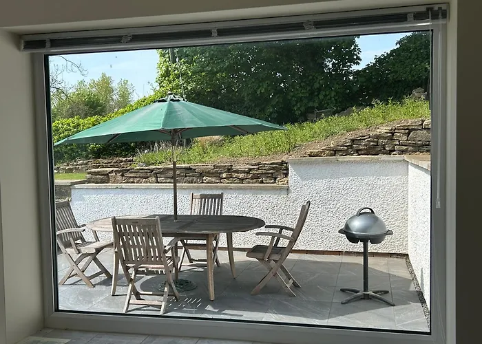 Sharpley Hall Garden Studio Not Far From Seaham Beach Offering Quiet Private Stay With Secure Parking