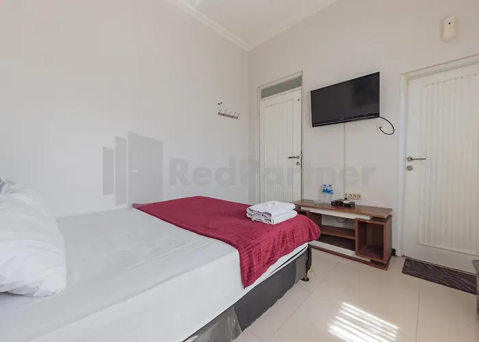 Wisma Brata 2 Mitra Reddoorz