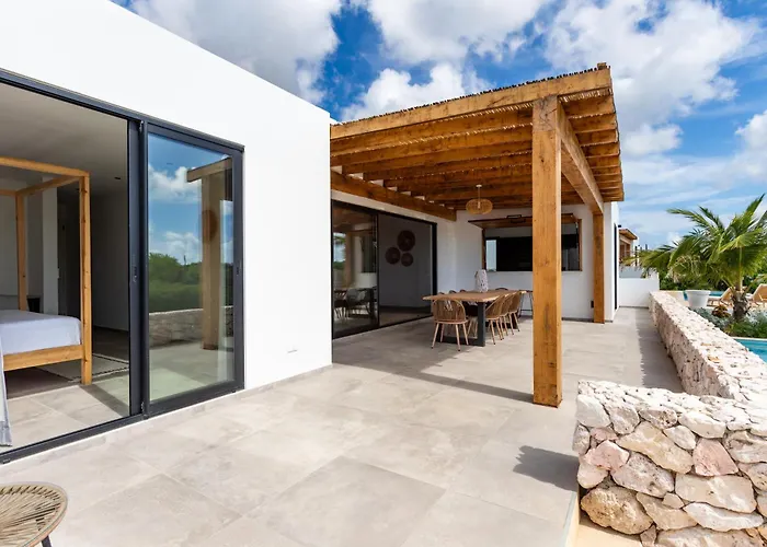 Luxury Villa With Privacy And Private Swimming Pool