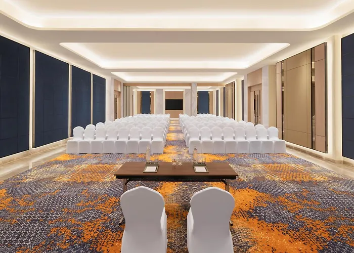 Hilton Garden Inn Surat City Centre