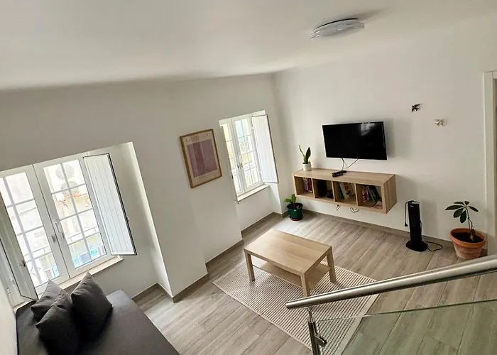 Oeste Garden Suites