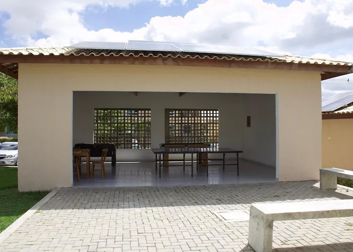 Apt Completo - Suite, 2 Quartos, 2 Ar-Condicionados, Cozinha, Wi-Fi, Piscina, Garagem, Portaria