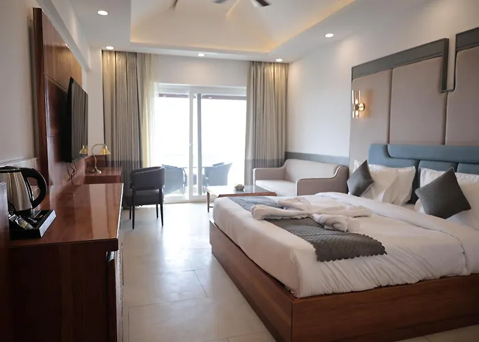 Namaste Corbett Resort And Spa