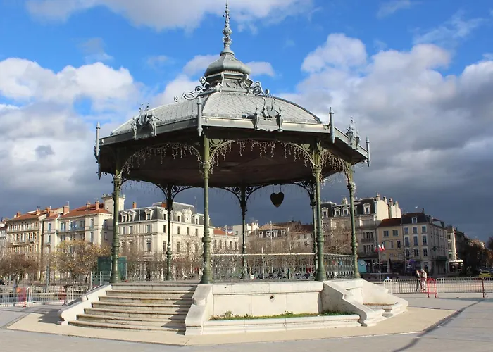 Tulip Hotels & Residences - Valence Sud Guilherand Granges