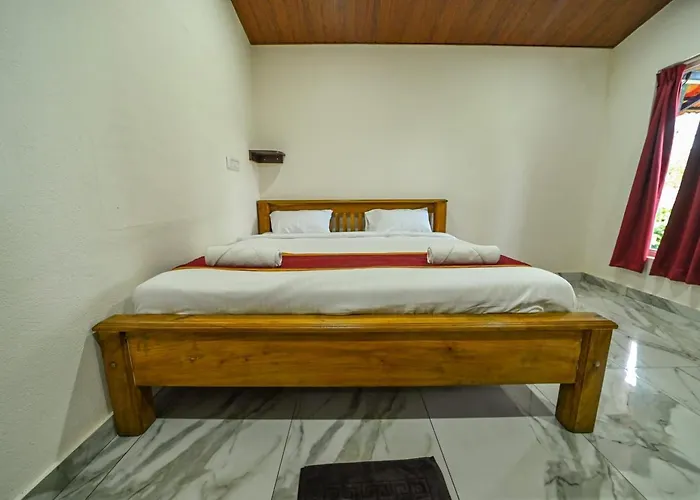 Red Roof Resort - Pool, Home Food, Coffee Estate, Near To Falls & Trekking