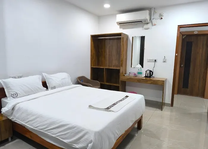Hotel Visara Grand