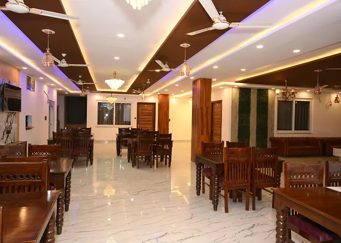 Hotel Aman Palace Rudraprayag