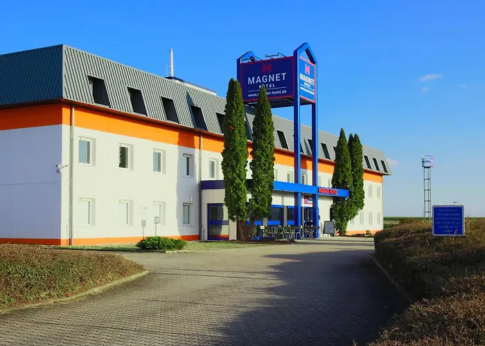 Magnet Hotel