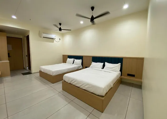 Mahadev Hotel