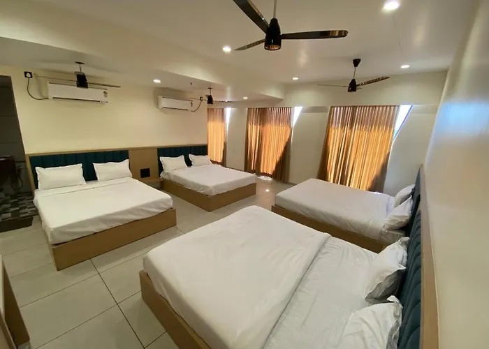 Mahadev Hotel
