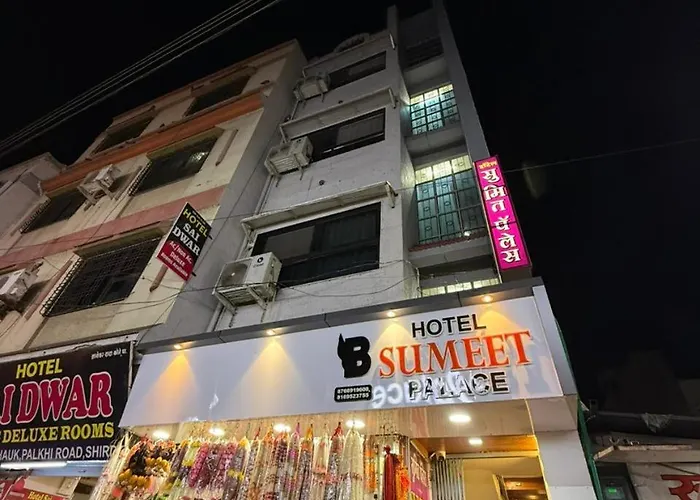 Hotel Sumeet Palace