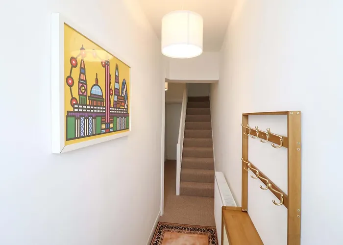 7 Athol Terrace