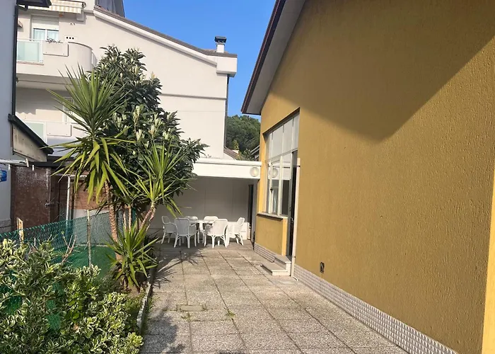 Villa Emma Holiday Home