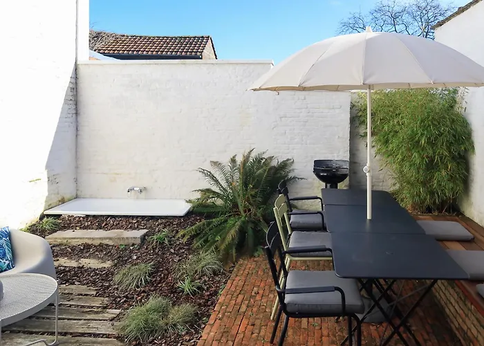 Cozy Courtyard House Hasselt