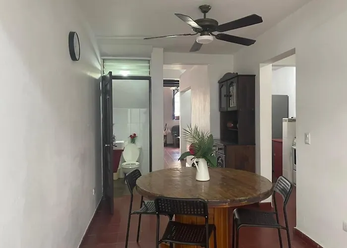 Santa Barbara'S Santo Domingo'S Cozy Home