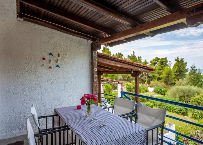 Onar Holiday Home