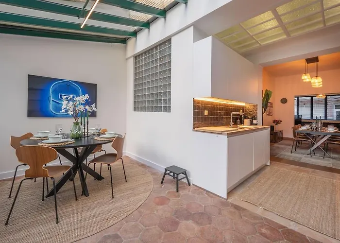 Pino, Cosy Huisje A Zee Voor 9 Gasten Met Terras