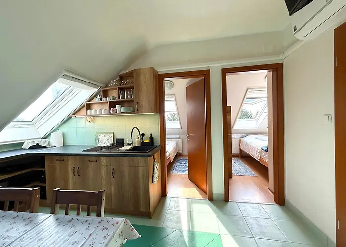 Sunset Apartment Gardony
