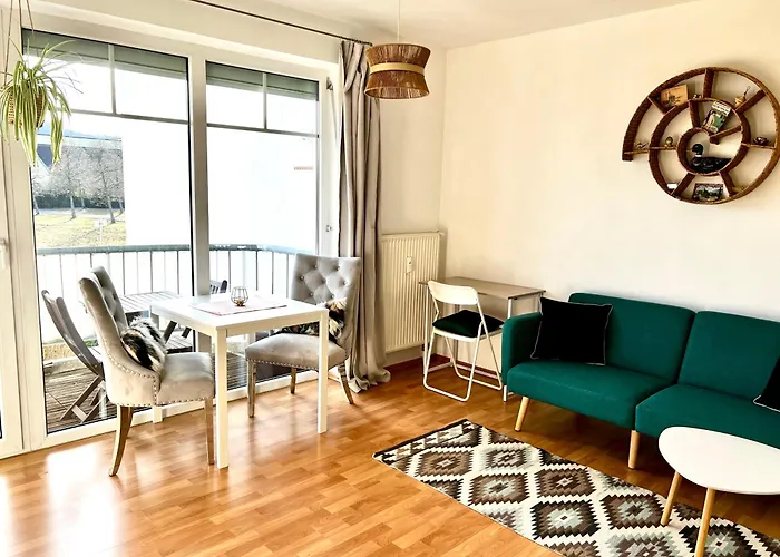 Erdeni-Appartment Mit Sonnigem Suedbalkon Zum Kurpark