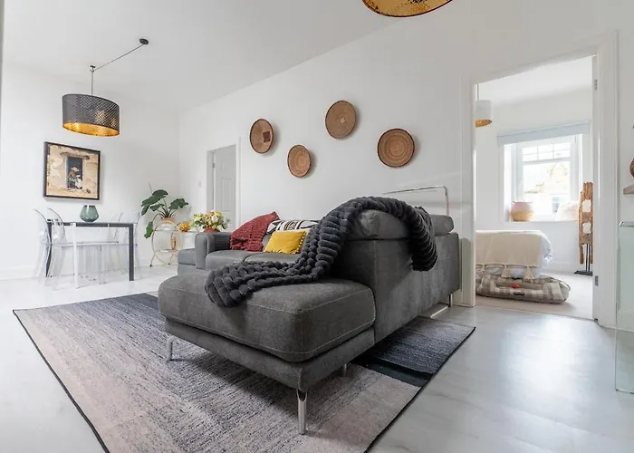 Troon Centre Seaside Retreat -Apt Close To Beach Golf And Surf