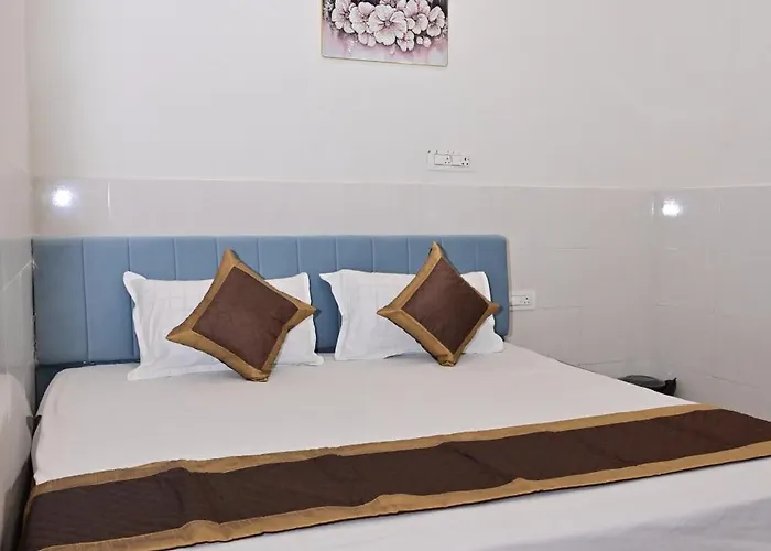 Hotel Shivaay & Home Stay