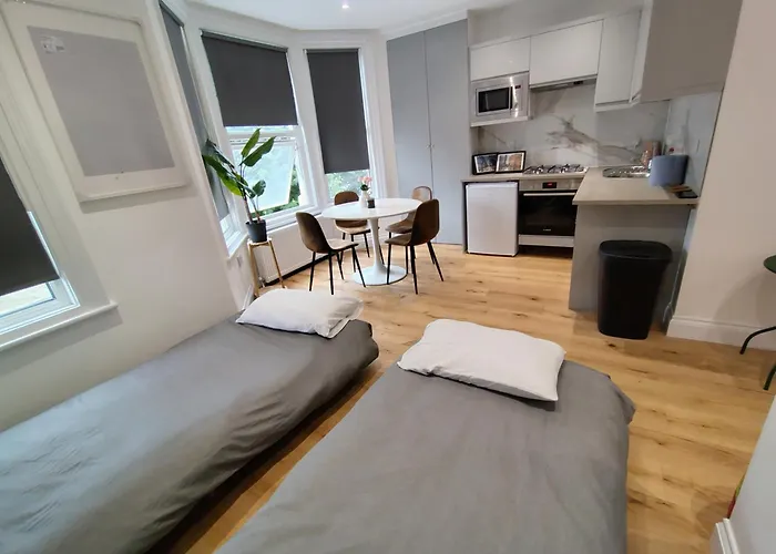 Best In Class - London, Harrow