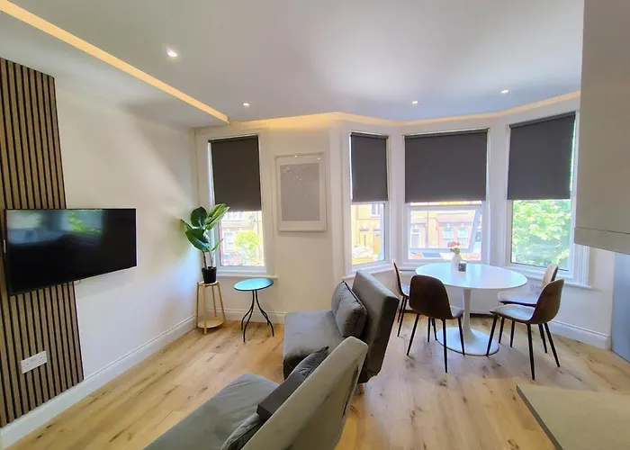 Best In Class - London, Harrow