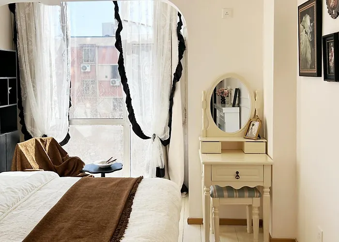 Lizi'S Home-Lizi Boutique Guesthouse And Family Apartment-Nearby Tiananmen Square And Houhai-5Mins Walk To Subway
