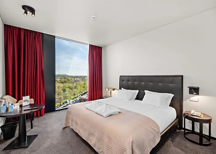 Axis Viana Business & Spa Hotel