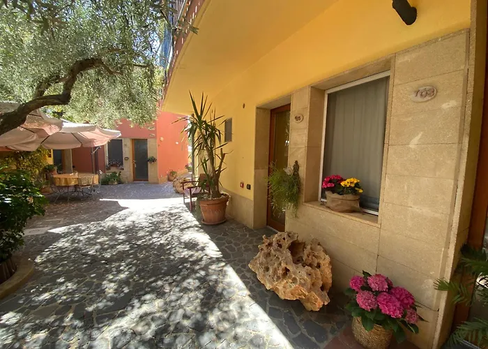 Hotel Villa Canu