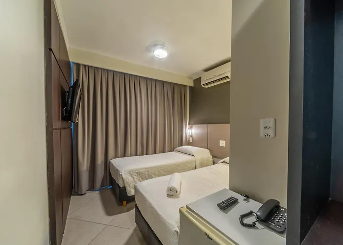 Minuano Hotel Express próx Orla Lago Guaíba, Mercado Público, 300 m Rodoviária