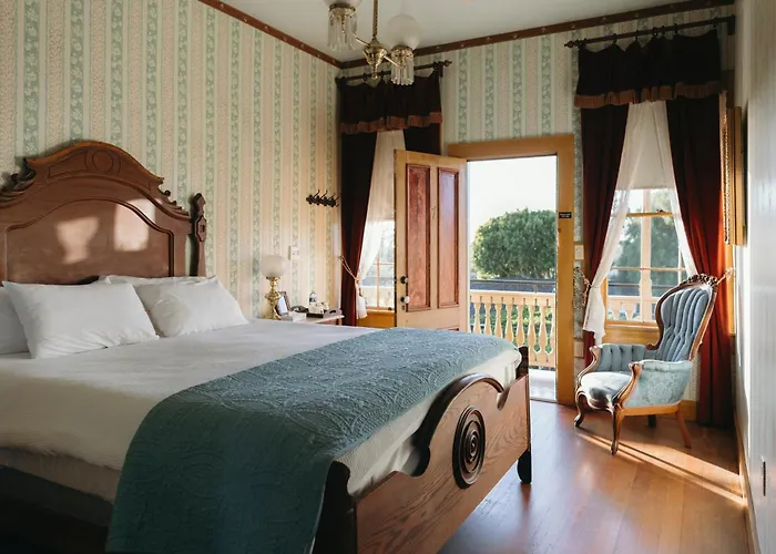 Cosmopolitan Hotel